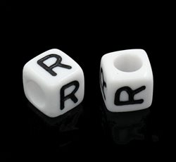 Bogstavperle. Akryl. 6 mm. -R-